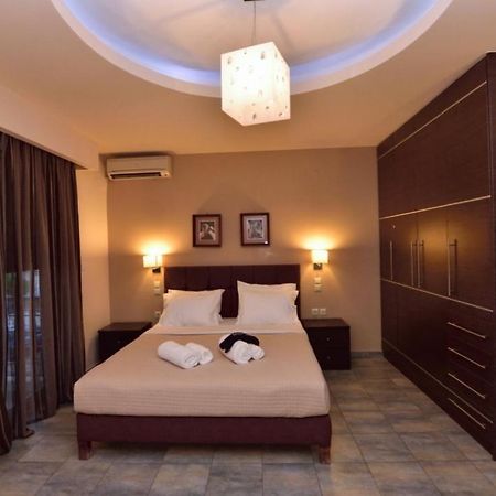 Gonis Suites Palaiochora Luaran gambar