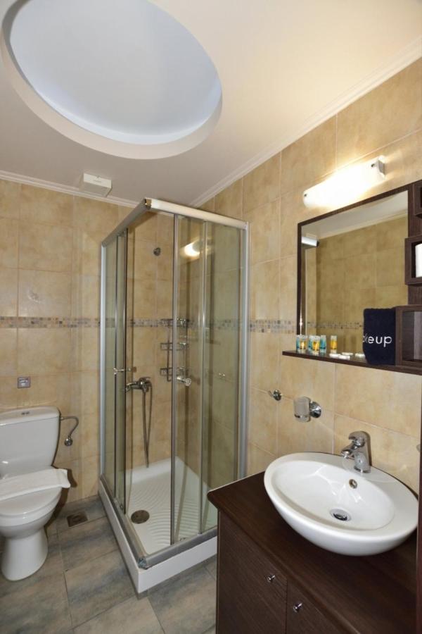 Gonis Suites Palaiochora Luaran gambar