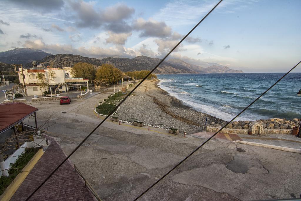 Gonis Suites Palaiochora Luaran gambar