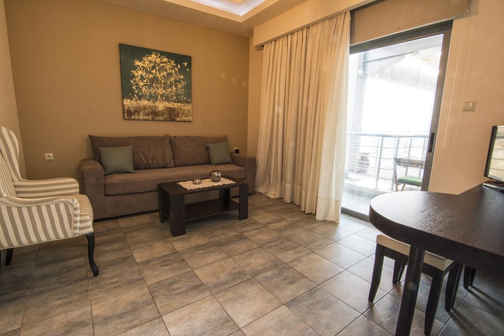 Gonis Suites Palaiochora Luaran gambar