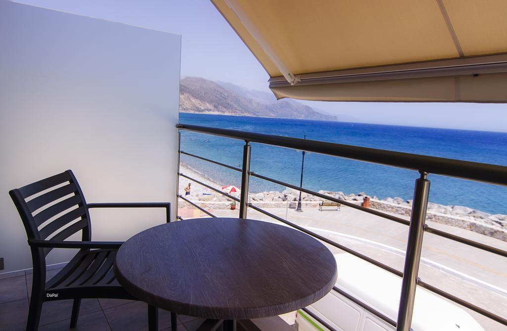 Gonis Suites Palaiochora Luaran gambar