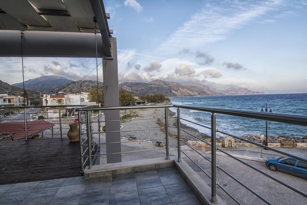 Gonis Suites Palaiochora Luaran gambar