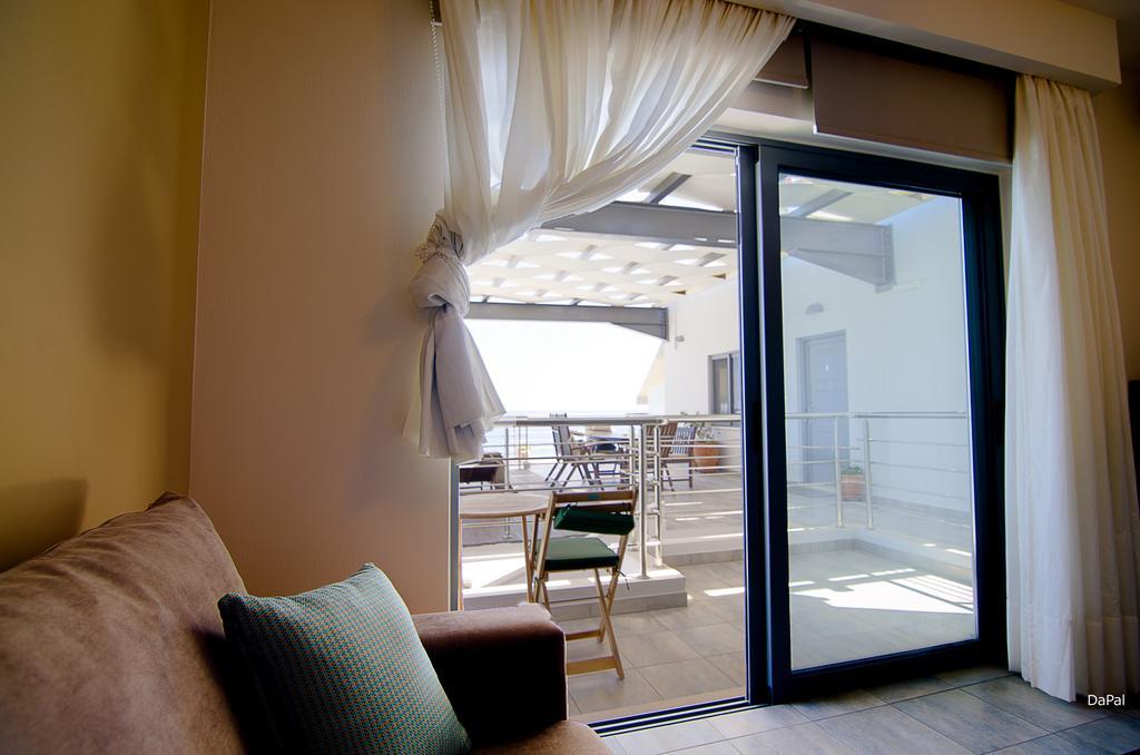Gonis Suites Palaiochora Luaran gambar