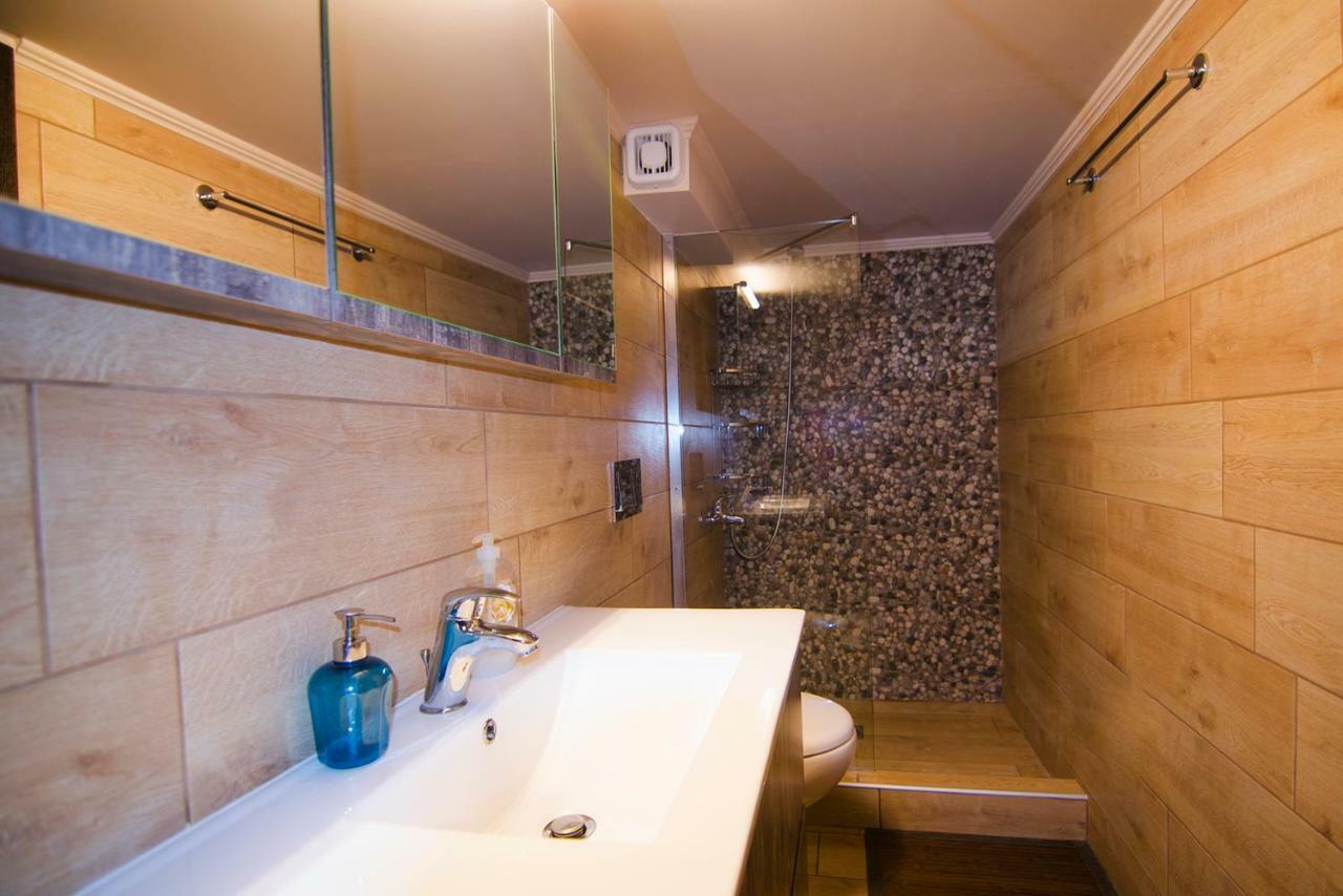 Gonis Suites Palaiochora Luaran gambar