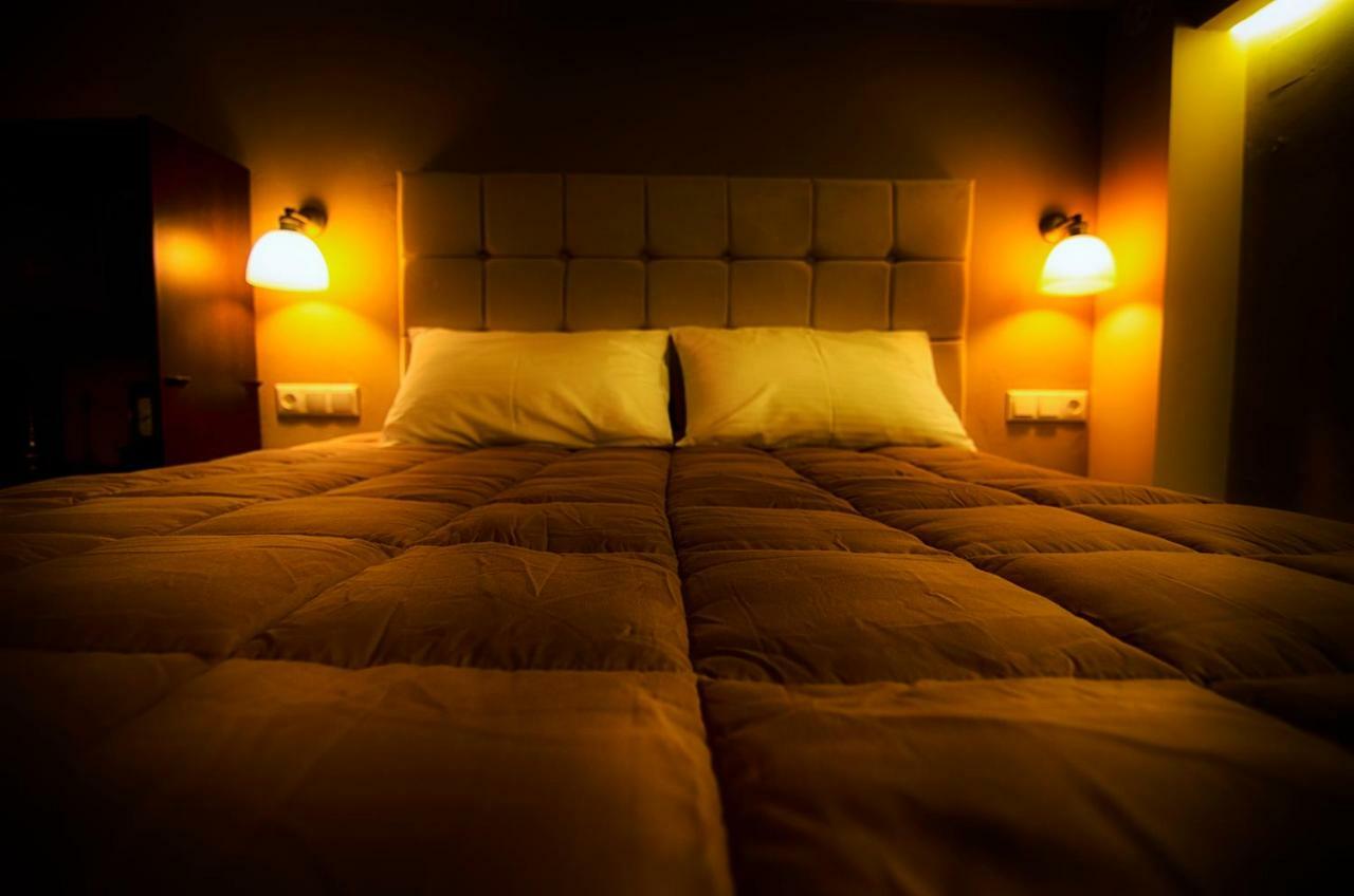 Gonis Suites Palaiochora Luaran gambar